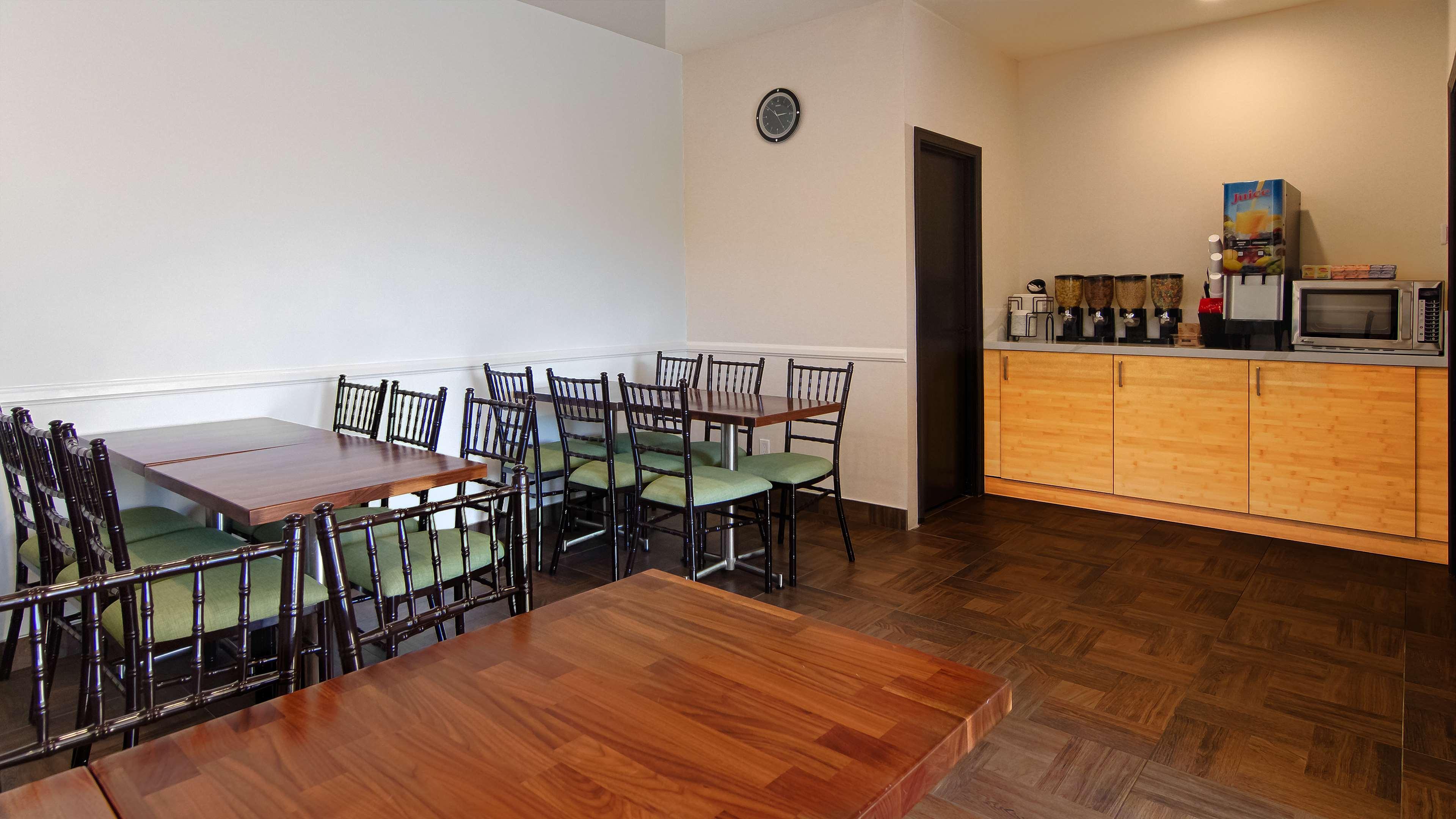 Best Western Plus Glendale Luaran gambar